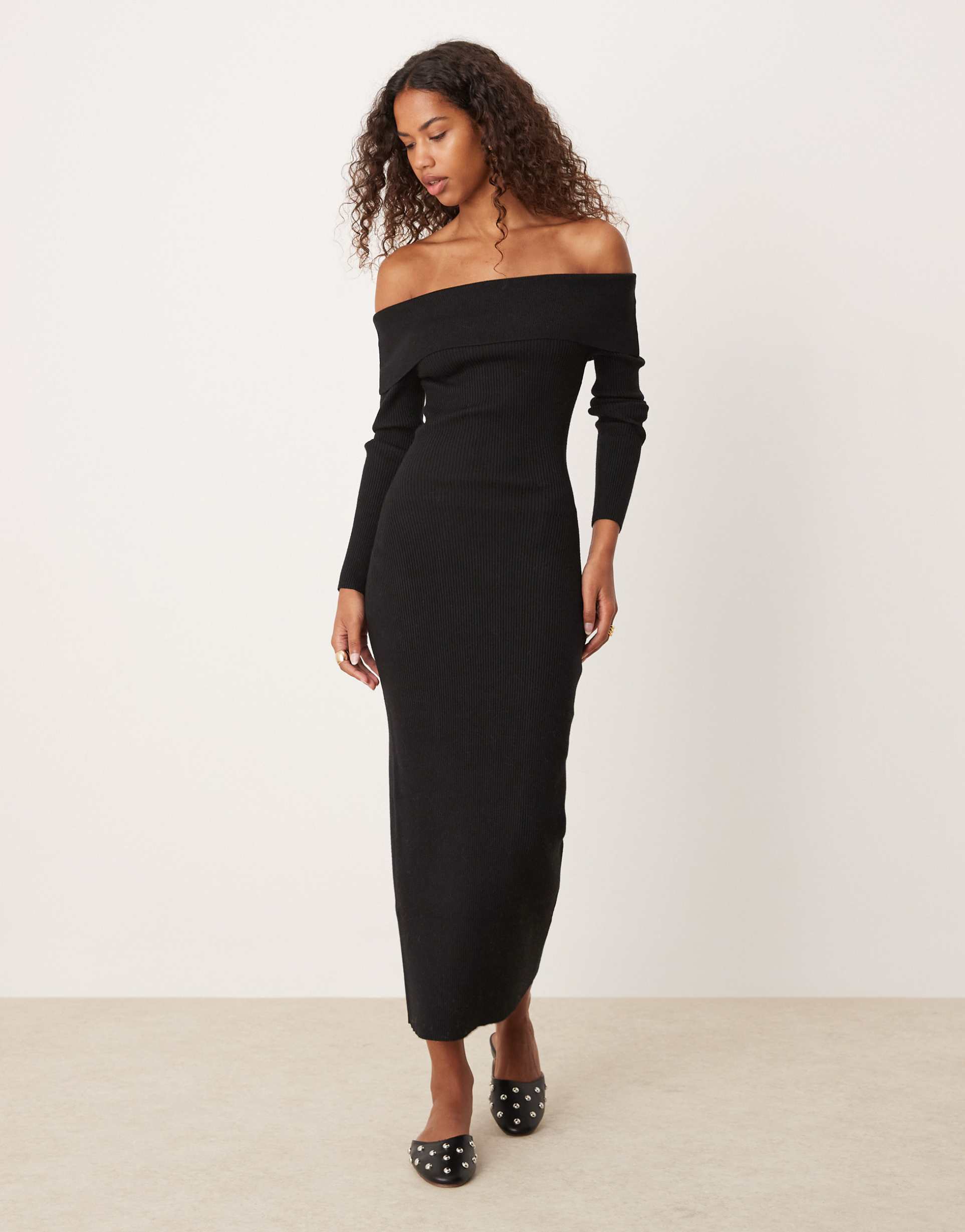 glamorous off shoulder maxi knitted dress in black