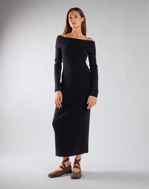 Glamorous Off-shoulder ribbed knit maxi dress in black - view 1
