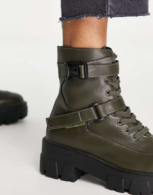 Glamorous – Olivgröna platta ankelboots med snörning, bred passform och spännen, 3 av 4