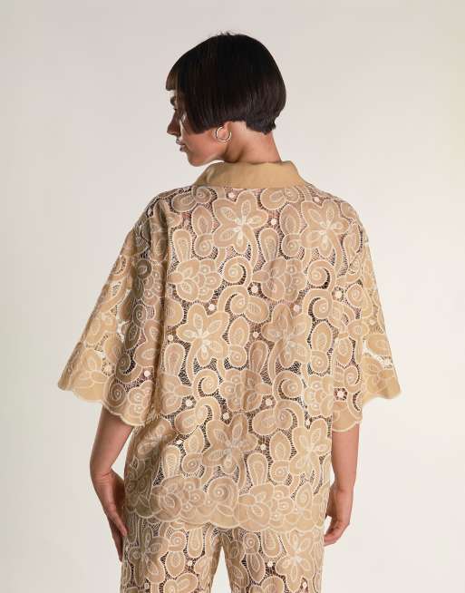 Glamorous Oversize shirt in sand embroidered, 4 of 4