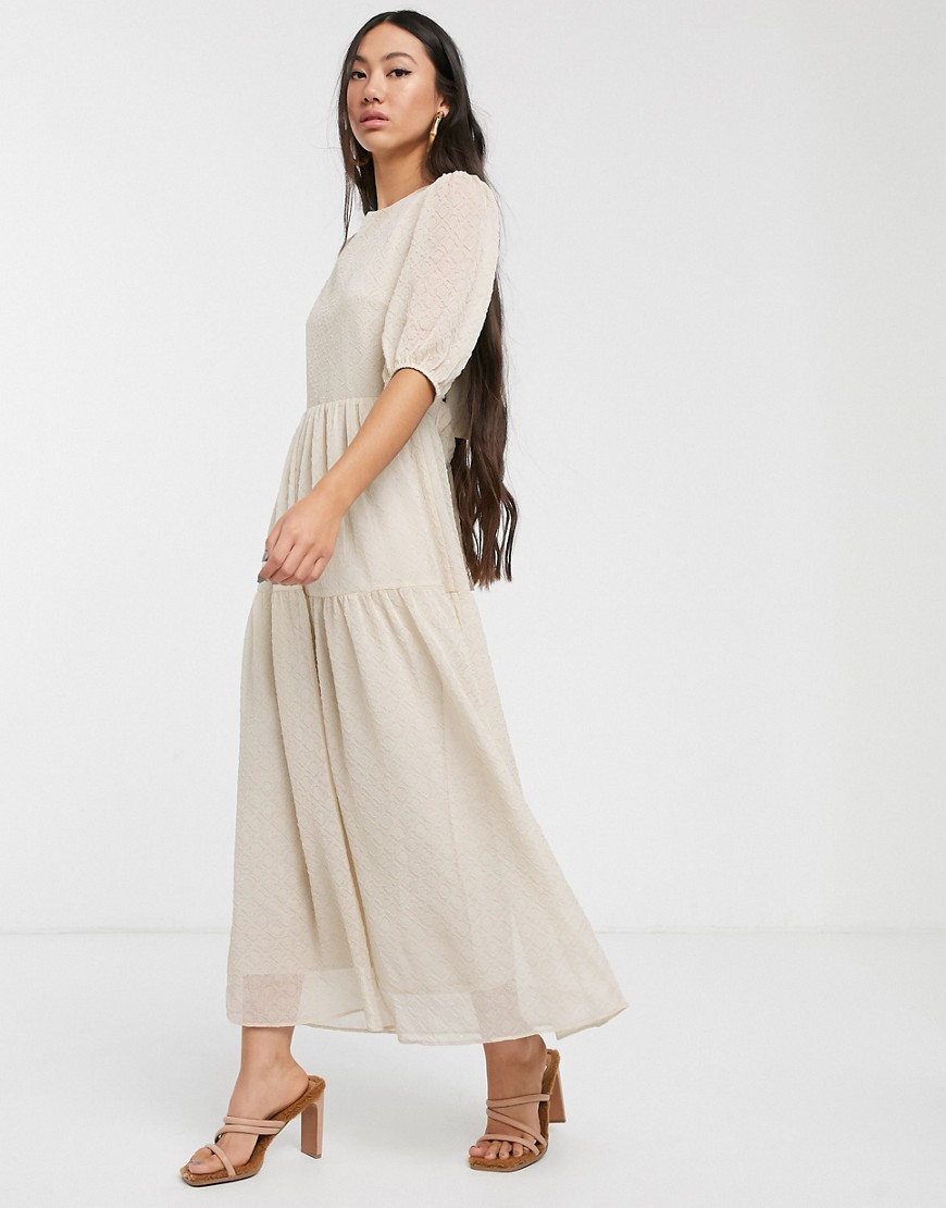 Glamorous - Oversized aangerimpelde maxi-jurk met strik aan achterkant in vintage kant-Crème