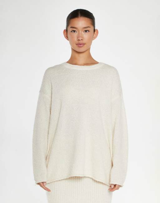 Glamorous Oversized jumper in cream, 3 of 4