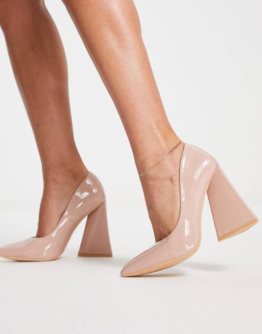 Beige block 2025 heel pumps