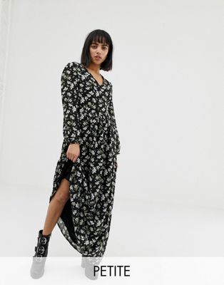 Glamorous - Petite - Aangerimpelde maxi-jurk met vintage bloemenprint-Zwart
