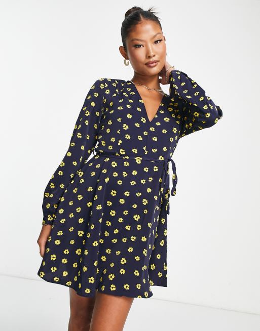 Robe jaune à outlet fleurs