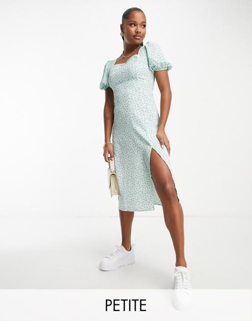 Glamorous Petite - Robe rétro mi-longue à petites fleurs avec encolure carrée et lien noué au dos - Menthe/lilas