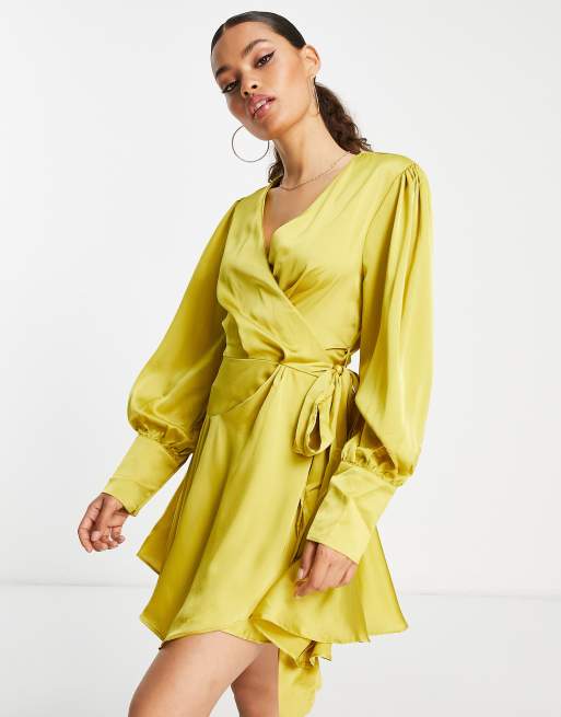 Petite ruffle wrap outlet dress