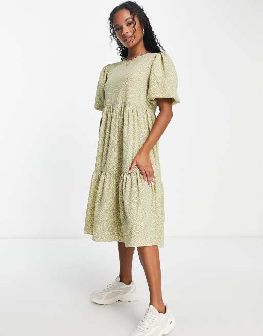 Glamorous Petite tie back tiered midi smock dress in green olive floral |  ASOS