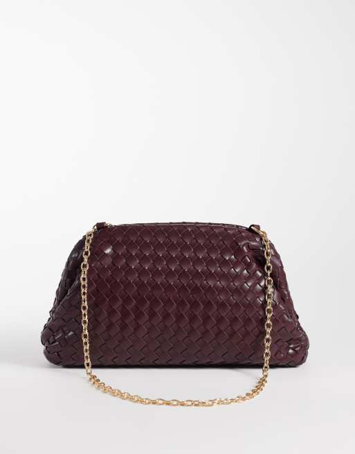Glamorous pillow clutch purse in woven burgundy, 4 of 4