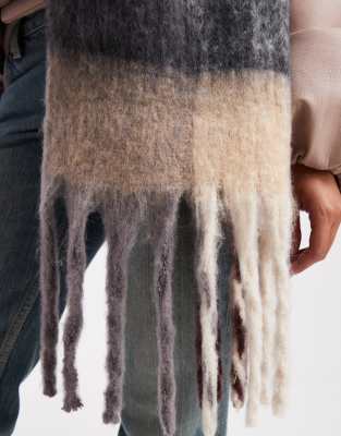 Glamorous Plaid Blanket Scarf In Brown