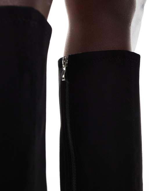 Glamorous platform heeled knee boots in black, 2 of 4
