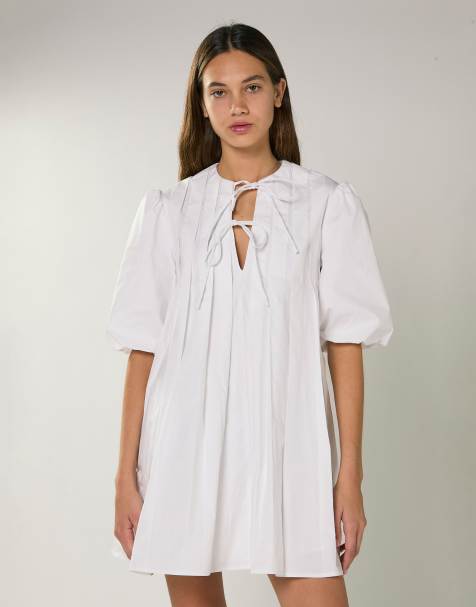 Glamorous Pleated mini dress in white