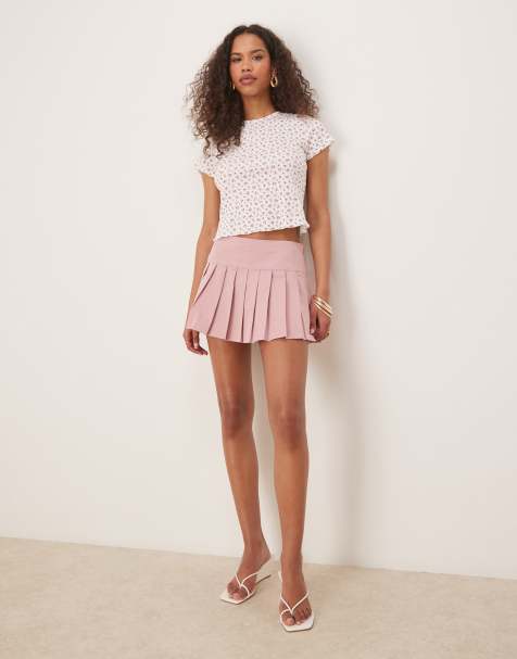 Glamorous pleated mini skirt in rose pink