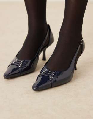 Glamorous Pointed Heeled Court Shoes In Red