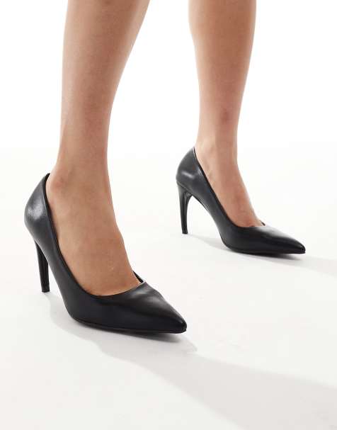 Glamorous pointed high heeled pumps in black - view 1