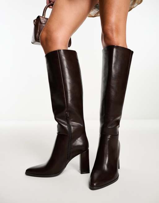 Glamorous pointed knee boots in chocolate