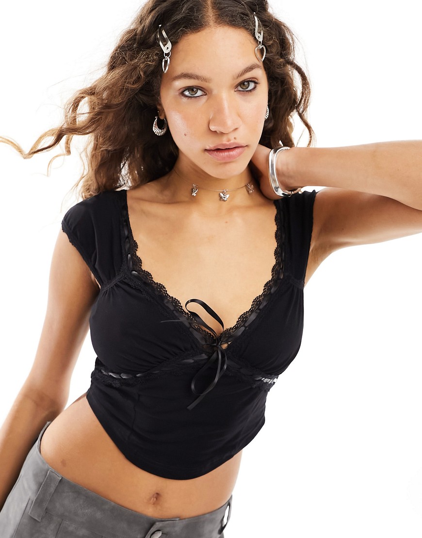 Glamorous prairie top with lace trim in black