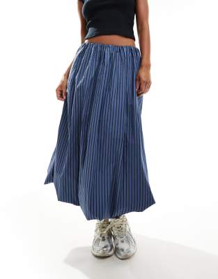 Glamorous puff ball maxi skirt in navy black stripe