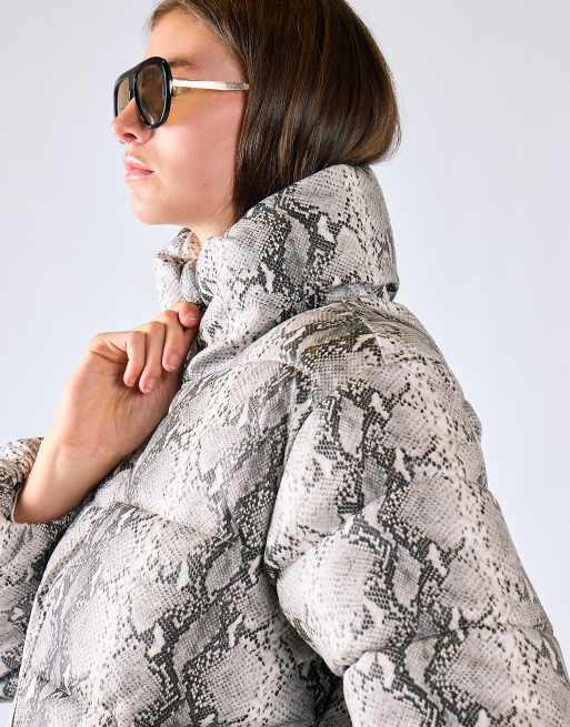 Glamorous Puffer coat in snakeskin pu, 4 of 4
