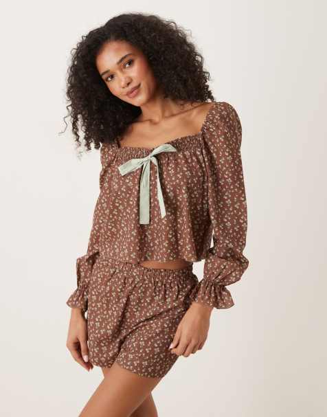 Glamorous pyjama set in brown ditsy floral - view 1