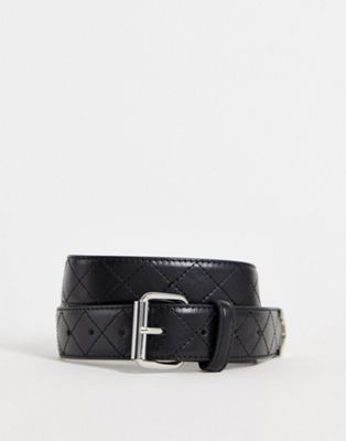 Glamorous quilted belt with silver hardwear in black
