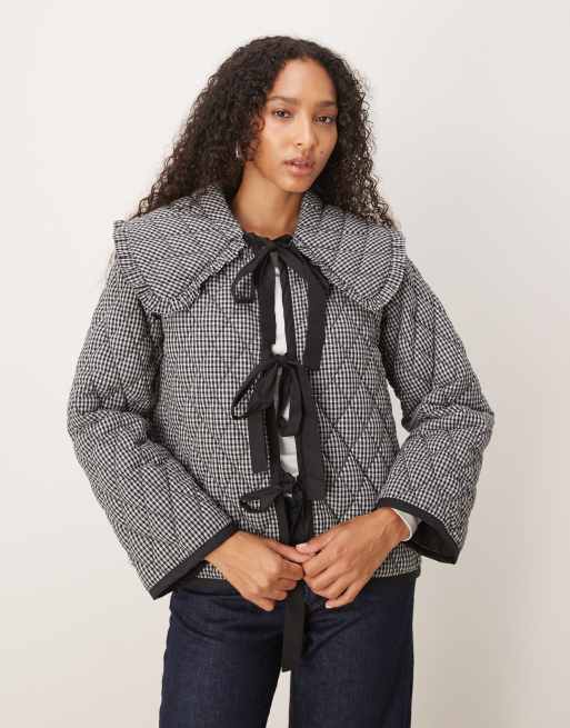 Glamorous Quilted tie-front collared jacket in black check, 4 of 4