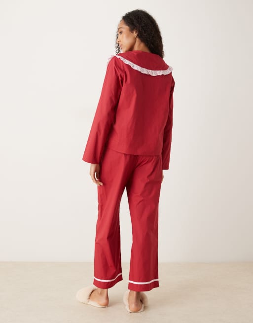 Glamorous - Rødt pyjamassæt med skjorte og bukser med flæser og pink kontrastdetaljer, 3 af 4