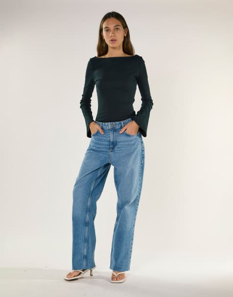 Glamorous Relaxed straight leg in mid blue denim