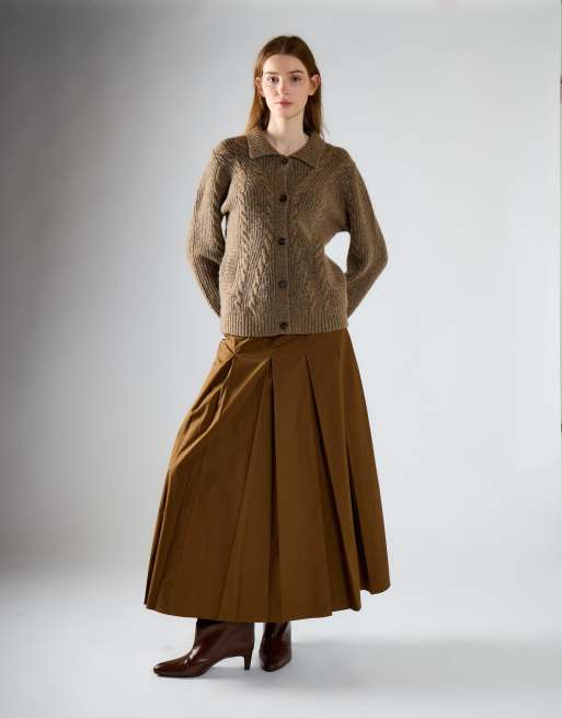Glamorous Ribbed collar cable-knit cardigan in mid brown fleck, 2 of 3