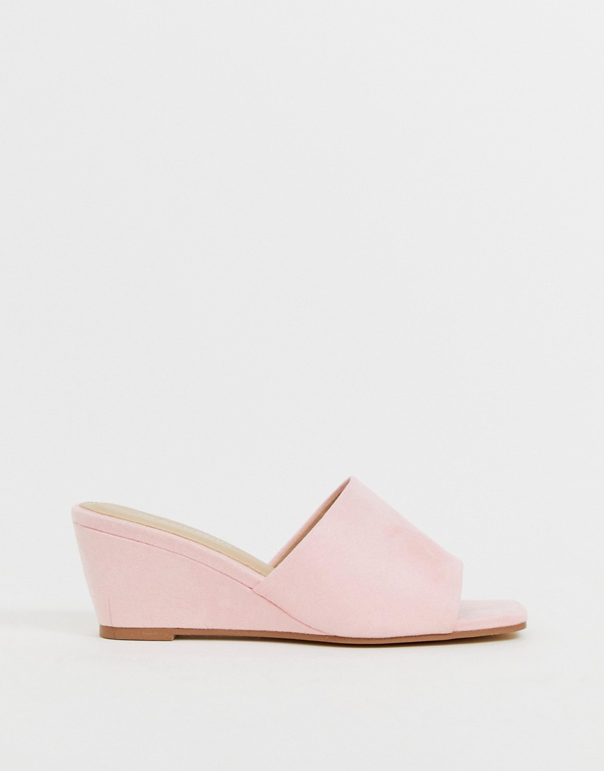 Glamorous – Rosa sandaler med kilklack