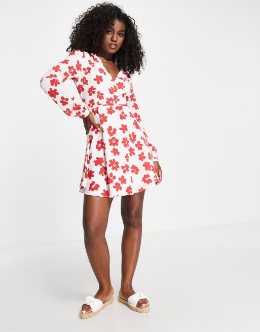 Glamorous – Rot geblümtes Mini-Wickelkleid mit V-Ausschnitt, 3 von 4