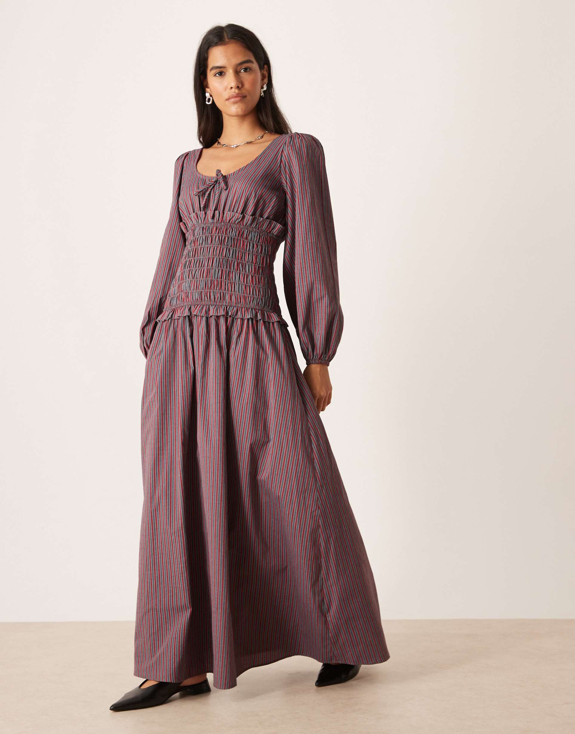 glamorous round neck drop waist maxi dress with puff sleeve in red/gray stripe