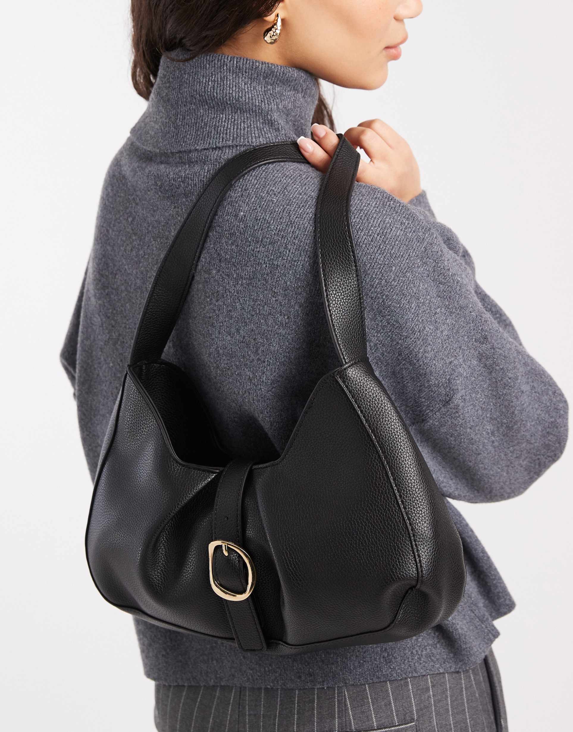 glamorous ruched shoulder bag with molten buckle in black