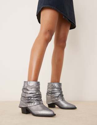 ruched western ankle boots in denim shimmer-Blue