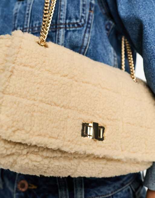 Glamorous - Sac matelassé en imitation peau de mouton avec anse chaîne - Beige , 3 de 4