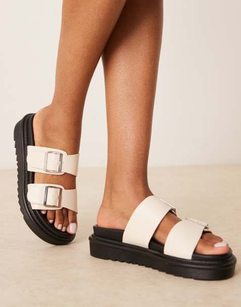Glamorous - Sandalen met dubbele bandjes en voetbed in gebroken wit - view 1