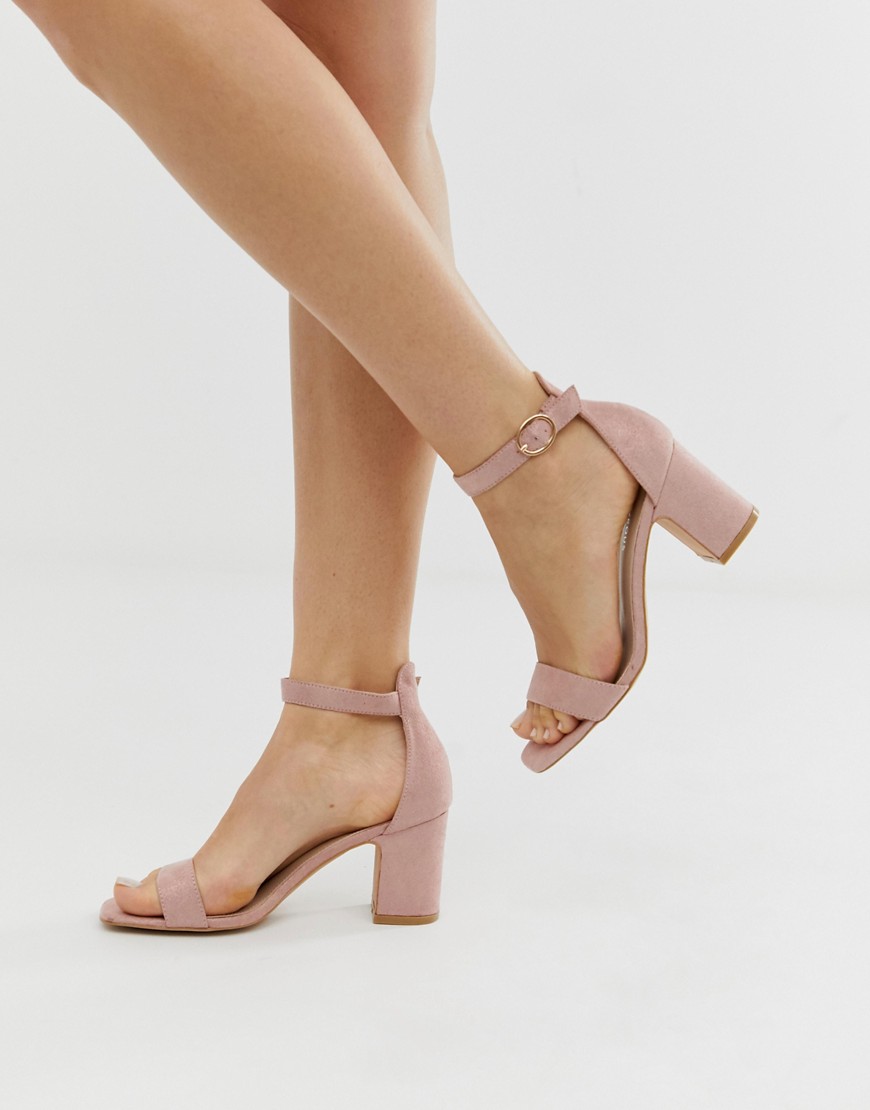 Glamorous - Sandalen met halfhoge hak en bandjes met gesp in metallic blush-Roze