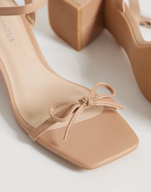 Glamorous - Sandali con tacco largo bassi beige, 2 di 4
