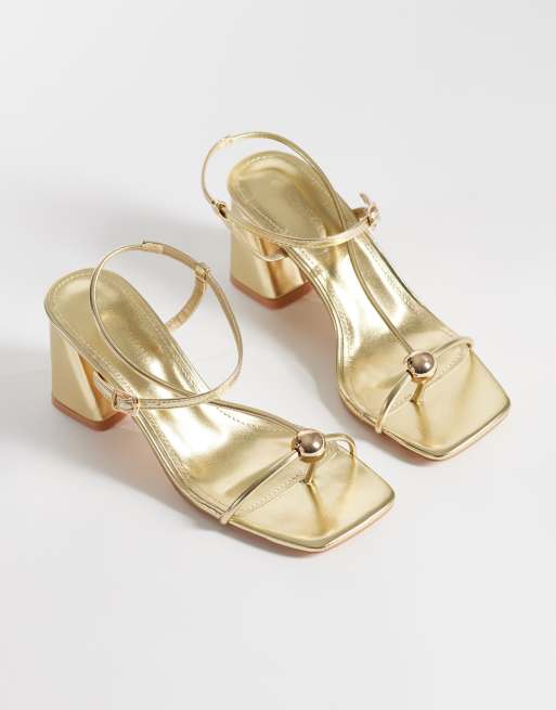 Glamorous - Sandali oro con tacco largo e dettagli in metallo, 3 di 4