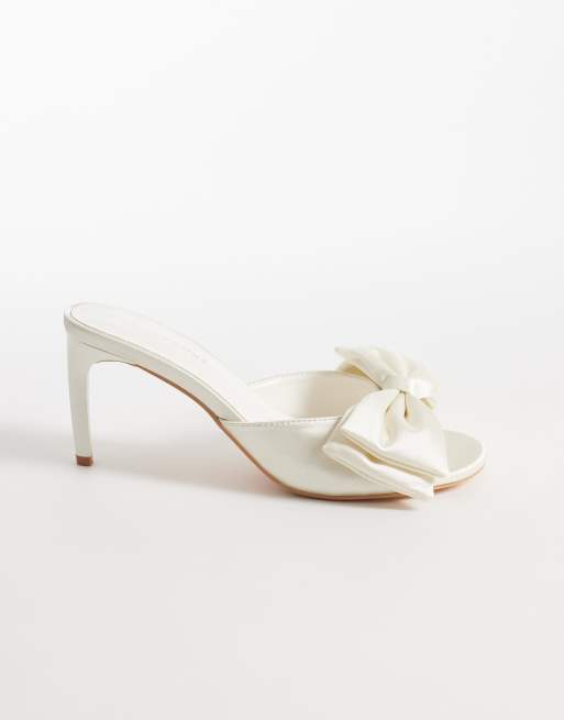 Glamorous - Sandali sabot con fiocco in raso color avorio