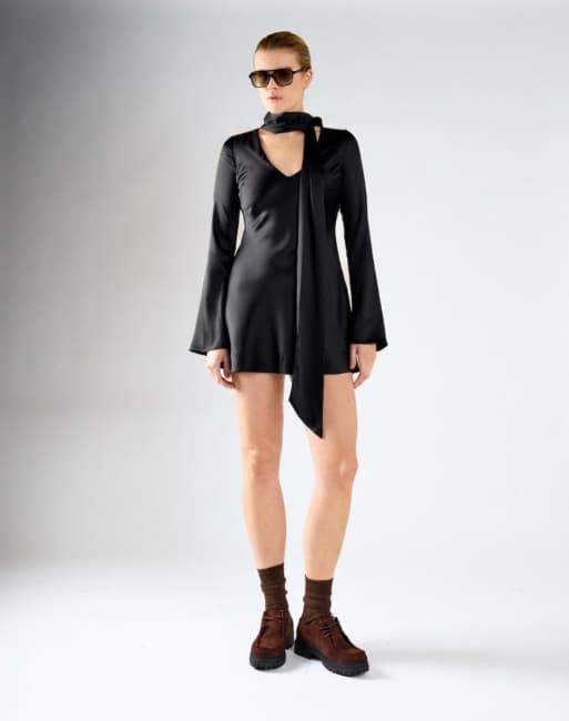 Glamorous Scarf detail flared sleeve mini dress in black, 2 of 4
