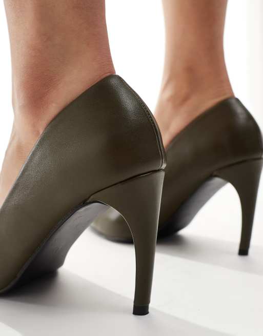 Glamorous - Scarpe décolleté color oliva a punta con tacco alto, 3 di 4