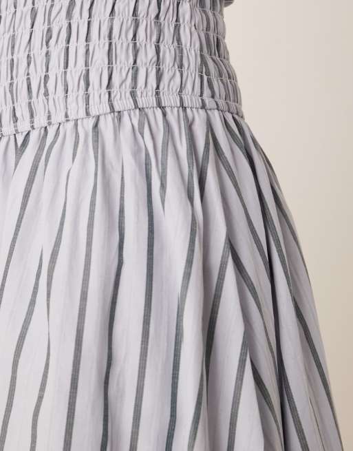 Glamorous shirred drop waist maxi dress in white charcoal stripe, 2 of 4