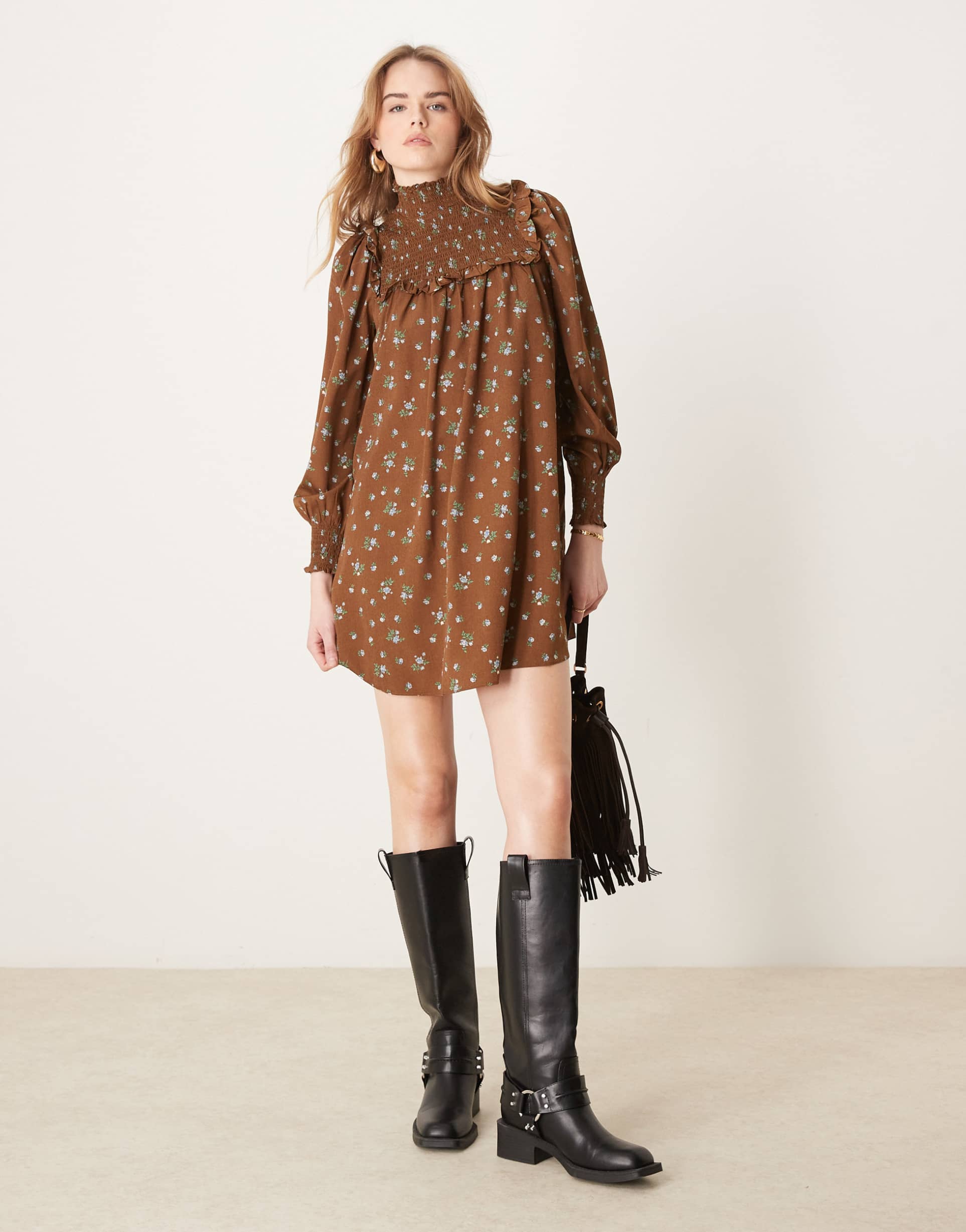 glamorous shirred neck mini smock dress in brown with blue floral