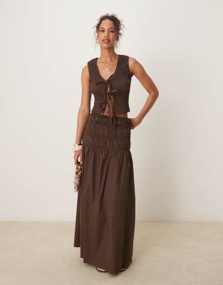 GLAMOROUS SHIRRED TIE FRONT TOP 