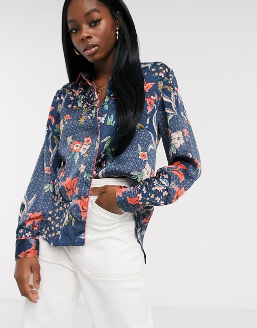 Glamorous shirt with piping detail in floral print