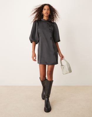 Glamorous short puff sleeve mini dress with side tie detail in black-Grey