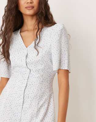 Glamorous Short Sleeve Button Front Tea Dress