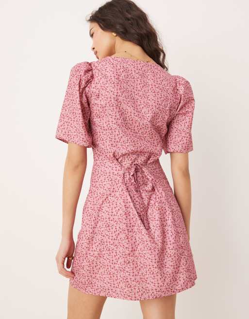 Glamorous short sleeve button up tea dress in pink red ditsy floral