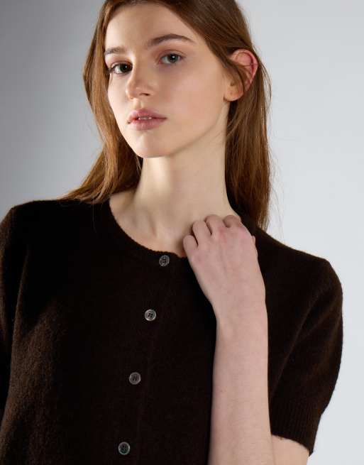 Glamorous Short-sleeve knit cardigan in khaki brown, 2 of 4